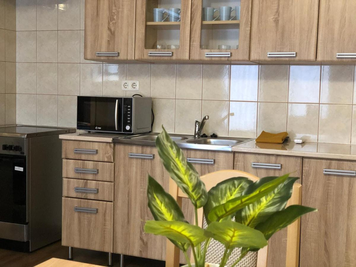Alina Apartmanok Hajdúszoboszló Eksteriør billede