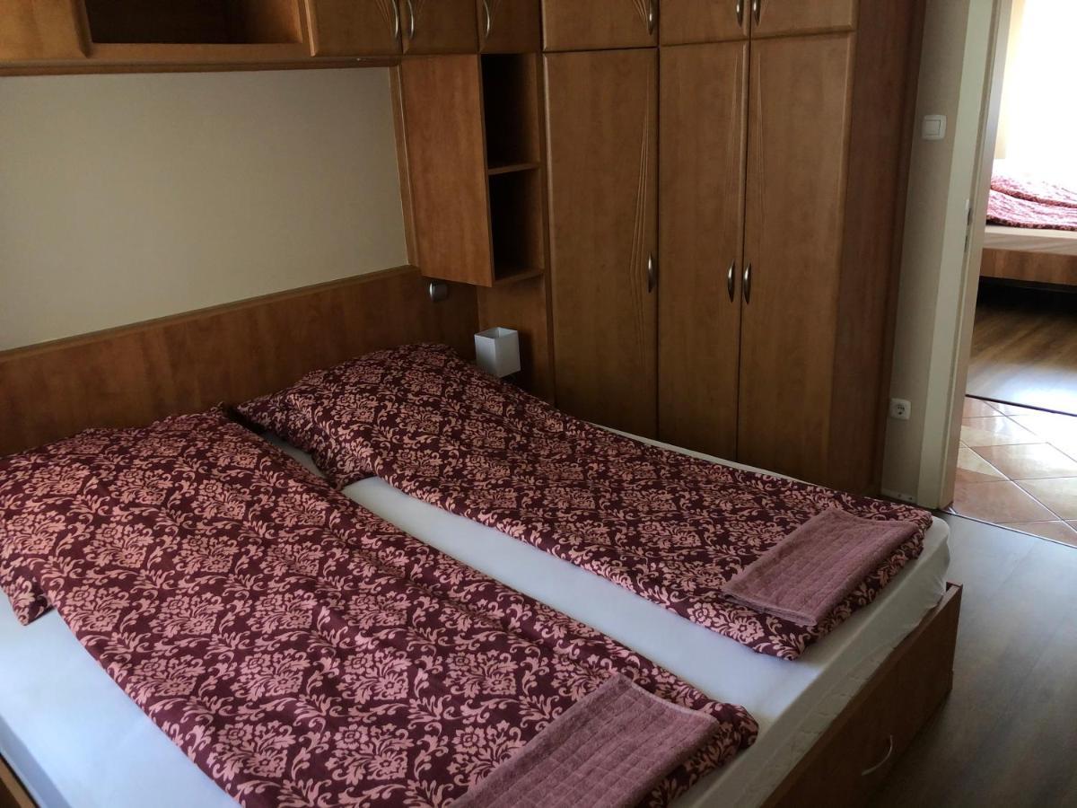 Alina Apartmanok Hajdúszoboszló Eksteriør billede