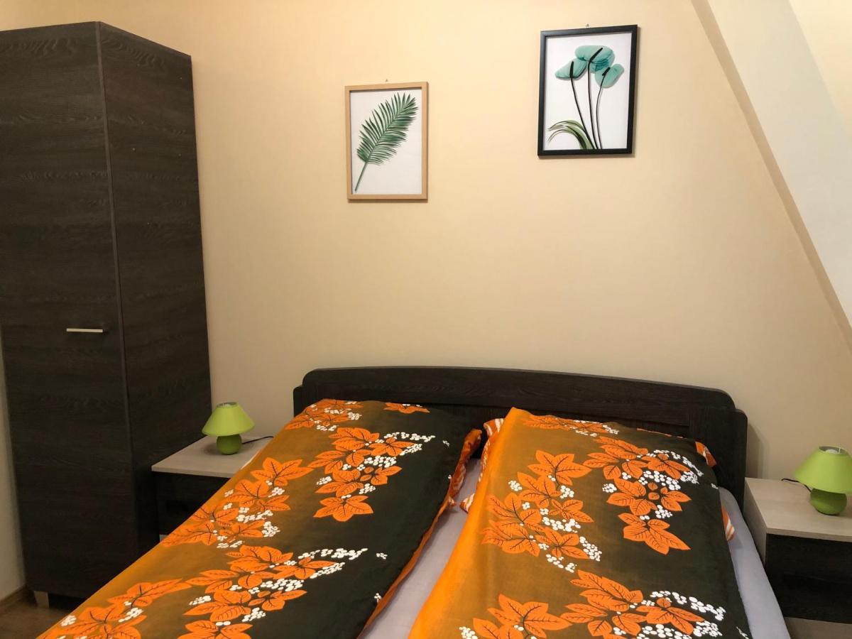 Alina Apartmanok Hajdúszoboszló Eksteriør billede